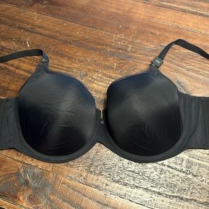 Curvy Couture bra - black, molded cup, 3 hook closure, size 36H, style D1274E